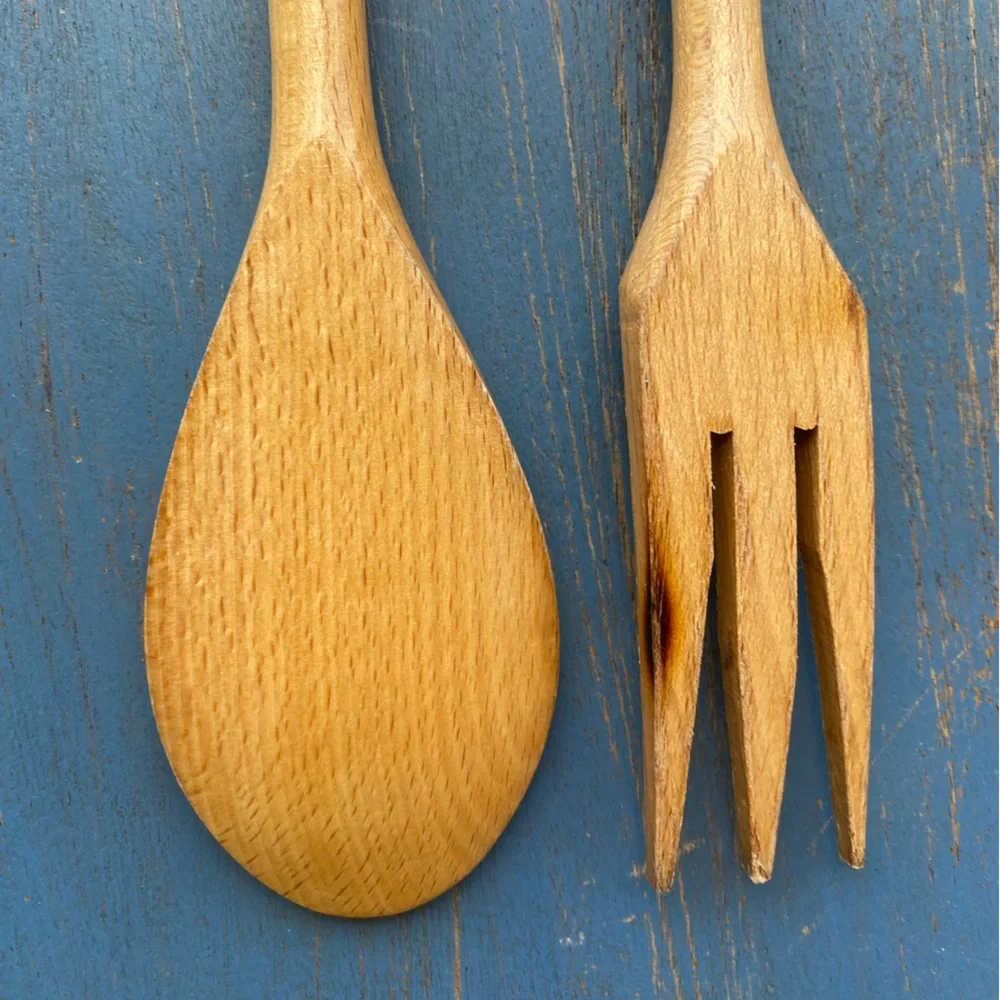 Hand-Painted Wooden Salad Serving Utensils for Dining. Great Condition!